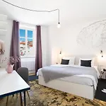 Hotell Art Tartini 3*