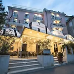 Art Tartini Hotel