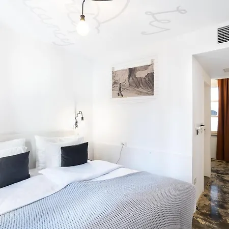 Art Tartini Hotel Piran