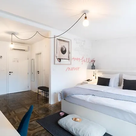 Art Tartini Hotel 3*