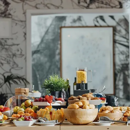 מלון Art Tartini פיראן