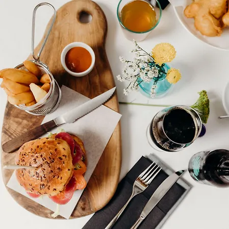 Art Tartini Hotel 3*