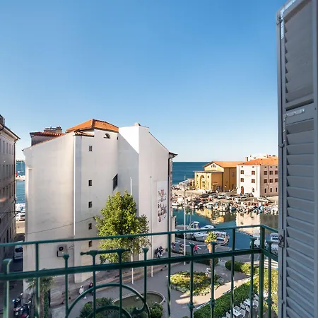 Art Tartini Hotel 3*