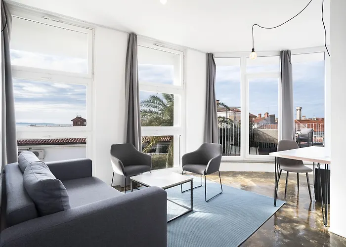 Art Tartini ホテル ピラン