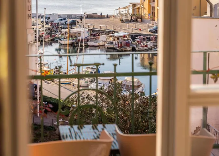 ホテル Art Tartini